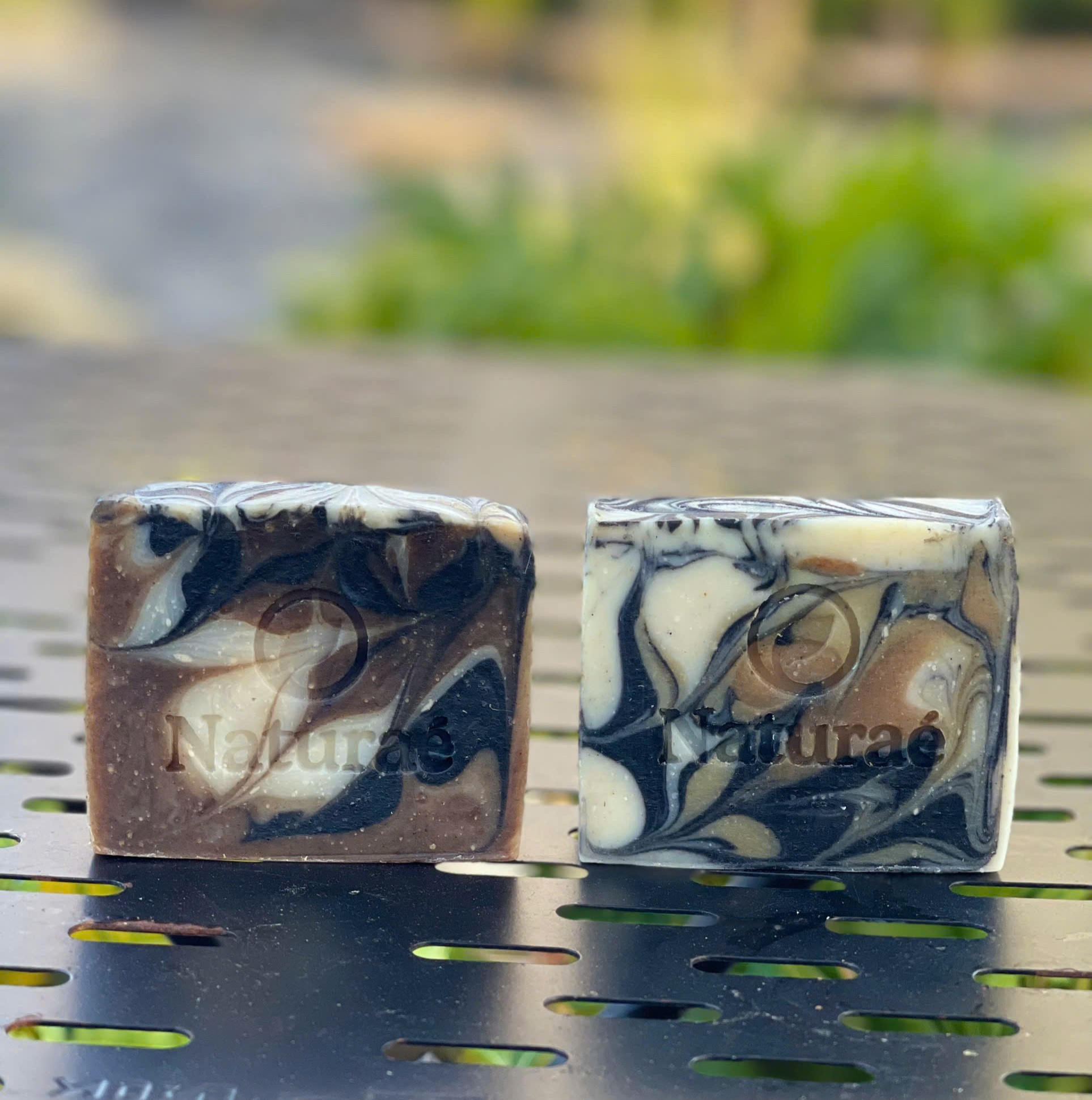 Xà Phòng Trị Mụn Lưng Naurae Combo 2 Bánh Khổ Qua Than Tre 200g 1 combo xà phòng trị mụn lưng naurae 2 bánh khổ qua than tre