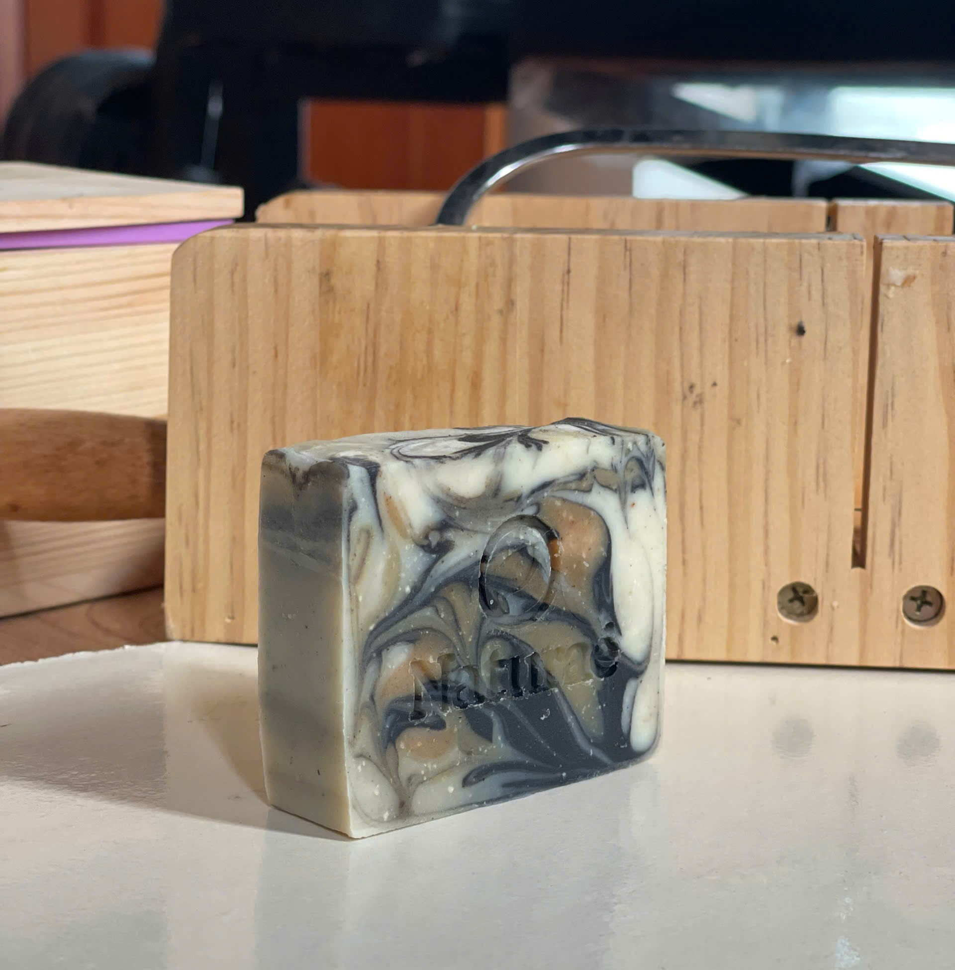 Xà Phòng Trị Mụn Lưng Khổ Qua Than Tre Naurae 100g 6 Xà Phòng Trị Mụn Lưng Khổ Qua Than Tre Naurae 100g - Ảnh 6