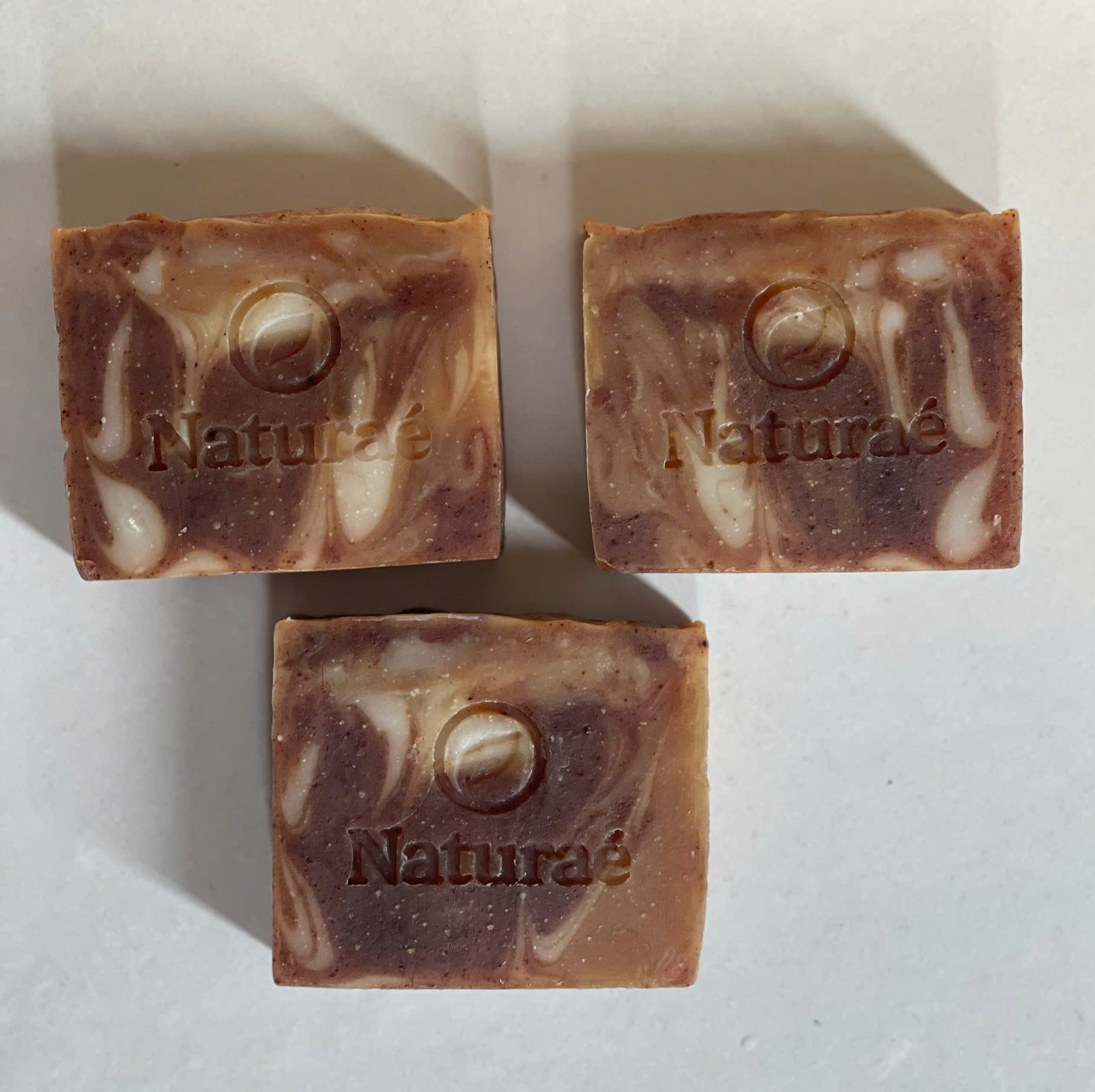 Xà Phòng Nghệ Yến Mạch Lavender Naurae – Trắng Da, Thư Giãn 100g 3 Xà Phòng Nghệ Yến Mạch Lavender Naurae – Trắng Da, Thư Giãn 100g - Ảnh 3