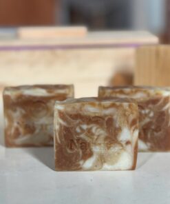 Xà Phòng Nghệ Yến Mạch Naurae 100g – Sáng Da, Mờ Thâm, không tinh dầu, phù hợp da nhạy cảm 10 xa phong nghe yen mach nhay cam Naturae