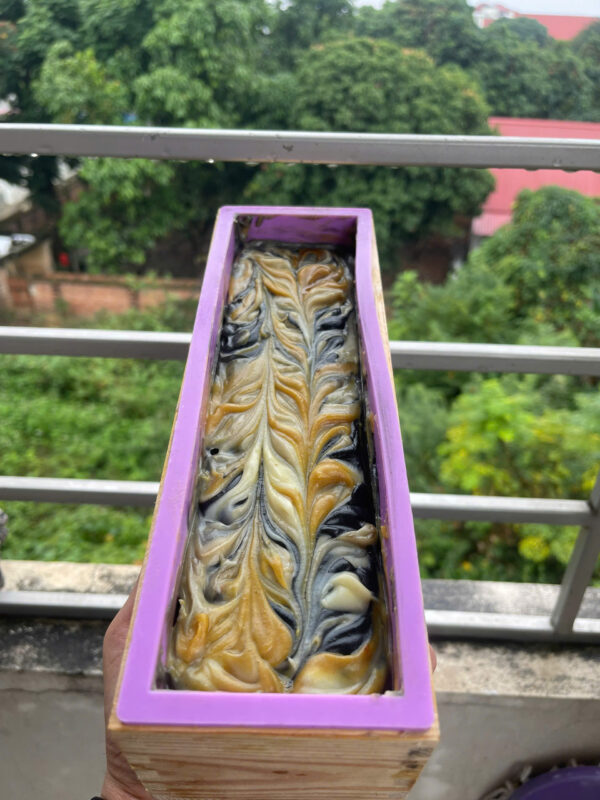 Xà phòng trị mụn lưng tốt nhất hiện nay