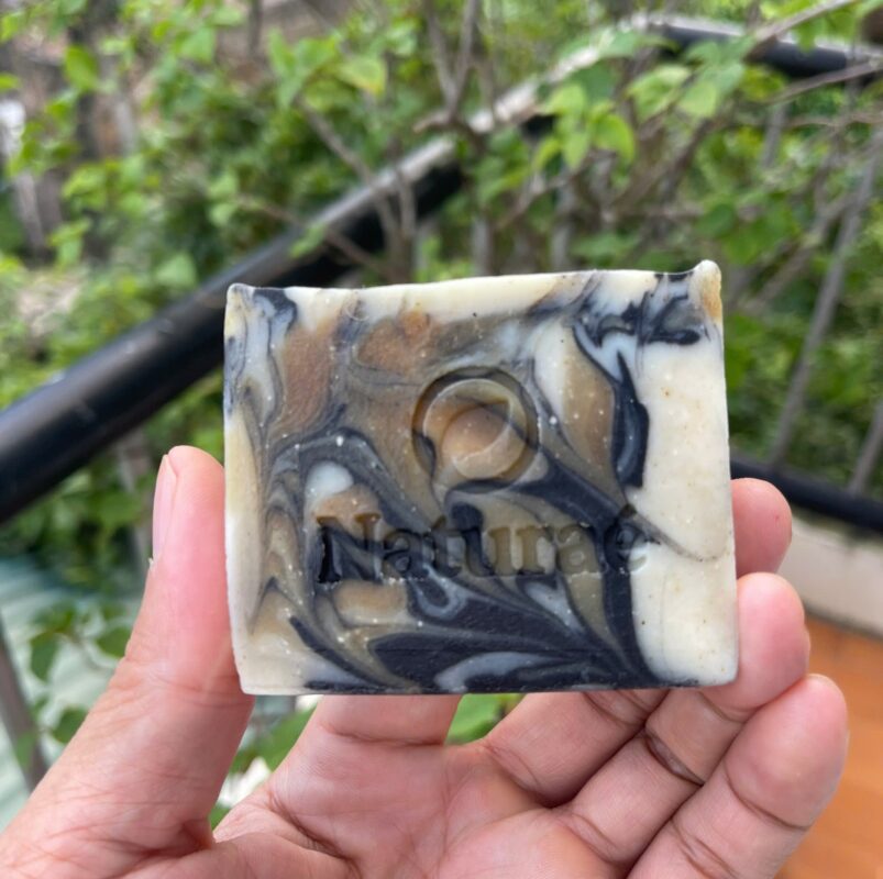 Cách trị mụn lưng hiệu quả bằng xà phòng thiên nhiên tại nhà